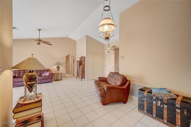 Charming single story home in the resort-style 55+ community of on Highland Falls Golf Club in Nevada - for sale on GolfHomes.com, golf home, golf lot