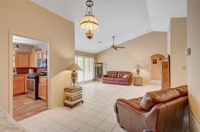 Charming single story home in the resort-style 55+ community of on Highland Falls Golf Club in Nevada - for sale on GolfHomes.com, golf home, golf lot