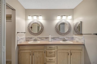 Lovely 3 bedroom 2 bath with an oversized 2 car garage w/golf on Pennbrooke Fairways in Florida - for sale on GolfHomes.com, golf home, golf lot