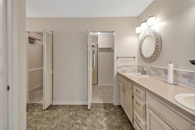 Lovely 3 bedroom 2 bath with an oversized 2 car garage w/golf on Pennbrooke Fairways in Florida - for sale on GolfHomes.com, golf home, golf lot