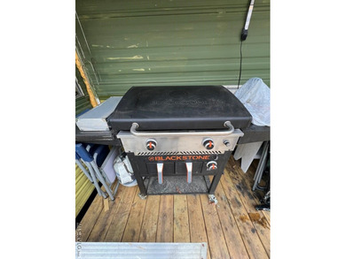 Large 2 lot, 2 bedroom, 1 bath home. Large back deck for on River Ridge Golf Club in Virginia - for sale on GolfHomes.com, golf home, golf lot