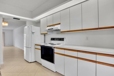 LOOKING FOR A GREAT DEAL! EVEN THE ASSESSED VALUE IS OVER $190 on Wynmoor Golf Course in Florida - for sale on GolfHomes.com, golf home, golf lot