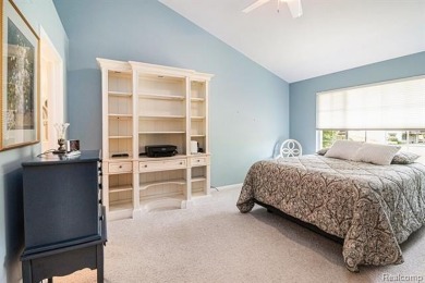 Absolutely beautiful, 2 bedroom, 2 and 1/2 bath condo, with a on The Captains Club At Woodfield in Michigan - for sale on GolfHomes.com, golf home, golf lot