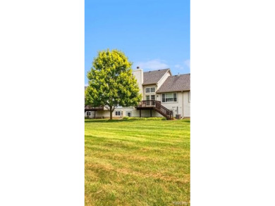 Absolutely beautiful, 2 bedroom, 2 and 1/2 bath condo, with a on The Captains Club At Woodfield in Michigan - for sale on GolfHomes.com, golf home, golf lot