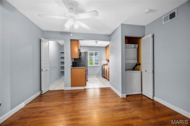 Live where others dream of! This updated 2 bed, 1 bath condo in on Lake Saint Louis Par 3 in Missouri - for sale on GolfHomes.com, golf home, golf lot