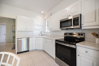 This bright and spacious 3-bedroom, 2-bathroom villa in the on The Venice Golf and Country Club in Florida - for sale on GolfHomes.com, golf home, golf lot