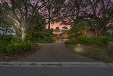 This 3-bedroom, 3-bathroom home offers plenty of space and on Mariner Sands Country Club in Florida - for sale on GolfHomes.com, golf home, golf lot