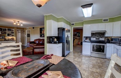 This spacious home in Foxwood offers 3 bedrooms and 3 1/2  baths on Foxwood Golf Club in Arkansas - for sale on GolfHomes.com, golf home, golf lot