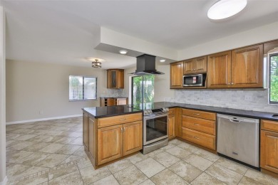 One or more photo(s) has been virtually staged. **Watch 3D Tour on Sandpiper Golf Club in Florida - for sale on GolfHomes.com, golf home, golf lot