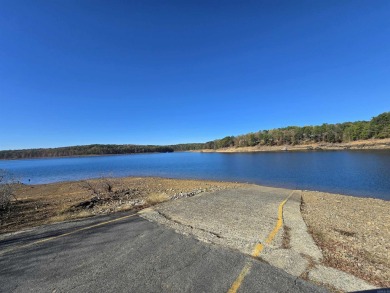 Cozy cabin for the perfect weekend retreat on Greers Ferry Lake on Tannenbaum Golf Club in Arkansas - for sale on GolfHomes.com, golf home, golf lot