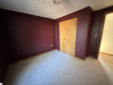 This is a HUD home case number 263-394164. Owner occupied bids on White Deer Country Club in Michigan - for sale on GolfHomes.com, golf home, golf lot