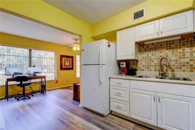 Fully furnished, lovingly maintained, 2 bedroom, 2 bath, 1,100 on On Top Of The World Golf Course in Florida - for sale on GolfHomes.com, golf home, golf lot