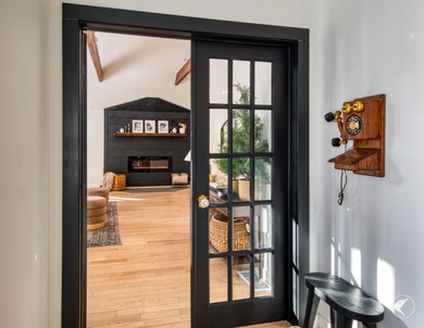 Welcome to your dream Adirondack retreat! This expansive on  in New York - for sale on GolfHomes.com, golf home, golf lot