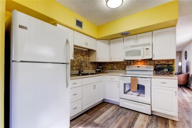 Fully furnished, lovingly maintained, 2 bedroom, 2 bath, 1,100 on On Top Of The World Golf Course in Florida - for sale on GolfHomes.com, golf home, golf lot