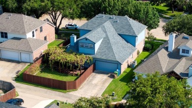 Golf, Beach and Backyard Bliss in this Stewart Peninsula home on Stewart Peninsula Golf Course in Texas - for sale on GolfHomes.com, golf home, golf lot