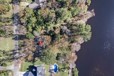 3 bedroom, 2 bath  waterfront home sitting on +/-.33 acres. This on Wildwood Golf Course in Texas - for sale on GolfHomes.com, golf home, golf lot