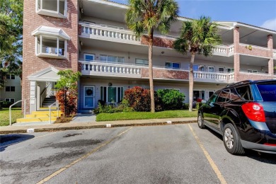 Fully furnished, lovingly maintained, 2 bedroom, 2 bath, 1,100 on On Top Of The World Golf Course in Florida - for sale on GolfHomes.com, golf home, golf lot