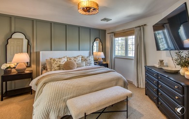 Welcome to your dream Adirondack retreat! This expansive on  in New York - for sale on GolfHomes.com, golf home, golf lot