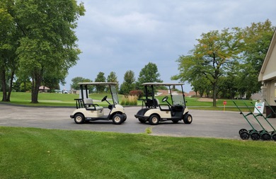 Welcome to the sought-after Carillon 55+ gated golf course on The Links at Carillon in Illinois - for sale on GolfHomes.com, golf home, golf lot
