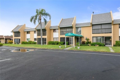 Located in the heart of Venice, this charming one bedroom, one on Bird Bay Executive Golf Club in Florida - for sale on GolfHomes.com, golf home, golf lot