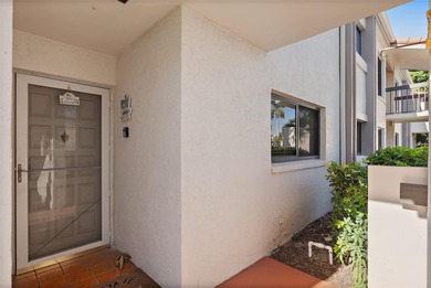 Live the Good Life at Bahia Del Mar!
Wake up to tranquil lake on Isla Del Sol Yacht and Country Club in Florida - for sale on GolfHomes.com, golf home, golf lot