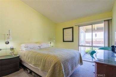 Welcome to this charming retro-inspired 1 bedroom, 1 bath home on Leisure World Seal Beach Golf Course in California - for sale on GolfHomes.com, golf home, golf lot