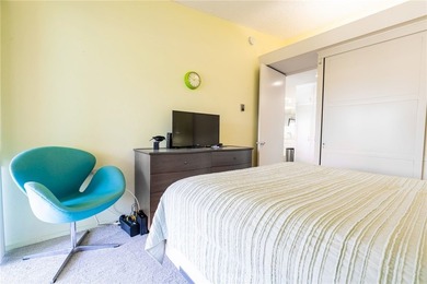 Welcome to this charming retro-inspired 1 bedroom, 1 bath home on Leisure World Seal Beach Golf Course in California - for sale on GolfHomes.com, golf home, golf lot