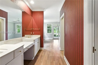 This 4 bedroom 3 and half bath cottage is located in Haig Point on Haig Point Golf Club in South Carolina - for sale on GolfHomes.com, golf home, golf lot