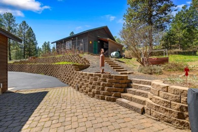 GOLF FRONT + SHOP + VIEWS! Lovingly cared for 2300 square foot on Meadowcreek Golf Resort in Idaho - for sale on GolfHomes.com, golf home, golf lot