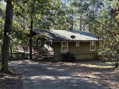 Quaint cottage near Greers Ferry Lake and all Fairfield Bay on Mountain Ranch Golf Club in Arkansas - for sale on GolfHomes.com, golf home, golf lot