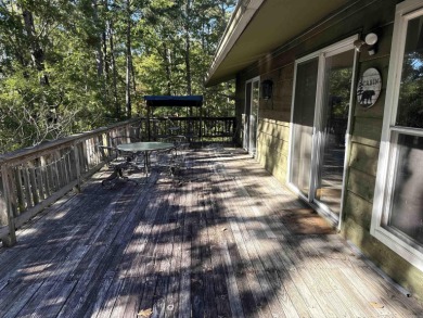Quaint cottage near Greers Ferry Lake and all Fairfield Bay on Mountain Ranch Golf Club in Arkansas - for sale on GolfHomes.com, golf home, golf lot