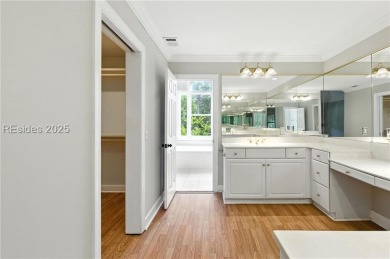 This 4 bedroom 3 and half bath cottage is located in Haig Point on Haig Point Golf Club in South Carolina - for sale on GolfHomes.com, golf home, golf lot