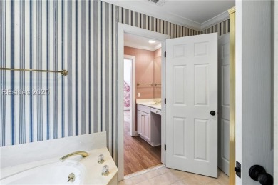 This 4 bedroom 3 and half bath cottage is located in Haig Point on Haig Point Golf Club in South Carolina - for sale on GolfHomes.com, golf home, golf lot