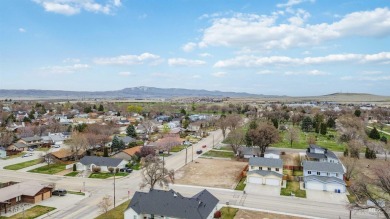 Located just blocks from the municipal golf course, this rare on Desert Canyon Golf Course in Idaho - for sale on GolfHomes.com, golf home, golf lot