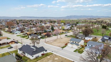 Located just blocks from the municipal golf course, this rare on Desert Canyon Golf Course in Idaho - for sale on GolfHomes.com, golf home, golf lot