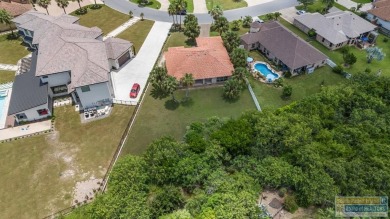 This 3-bedroom, 2-bath home features a spacious, private, and on South Padre Island Golf Club in Texas - for sale on GolfHomes.com, golf home, golf lot