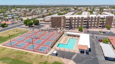 Absolutely gorgeous 2-bedroom, 2-bathroom END UNIT condo in the on Sunland Village Golf Club in Arizona - for sale on GolfHomes.com, golf home, golf lot