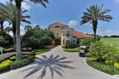 This meticulously maintained 2-bedroom, 2-bathroom apartment on MetroWest Golf Club in Florida - for sale on GolfHomes.com, golf home, golf lot