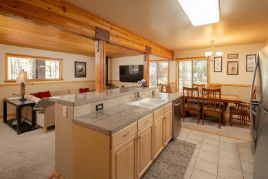 This fully turnkey townhome is the perfect retreat nestled in on Tahoe Donner Golf Course in California - for sale on GolfHomes.com, golf home, golf lot