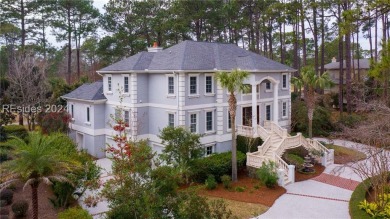 Beautiful custom home in Wexford with stately curb appeal! This on Wexford Golf Club in South Carolina - for sale on GolfHomes.com, golf home, golf lot