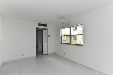 Great Value! Bright and airy ground-floor 1-bedroom, 1.5-bath on Kings Point Golf -Flanders Way in Florida - for sale on GolfHomes.com, golf home, golf lot