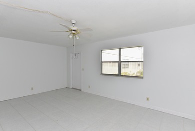 Great Value! Bright and airy ground-floor 1-bedroom, 1.5-bath on Kings Point Golf -Flanders Way in Florida - for sale on GolfHomes.com, golf home, golf lot