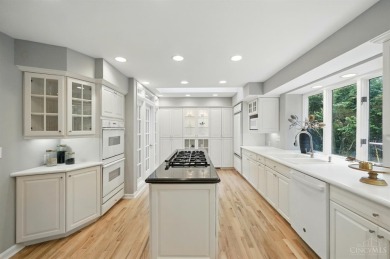 Elegant Living, move-in ready and updated home, with open floor on Blue Ash Golf Course in Ohio - for sale on GolfHomes.com, golf home, golf lot