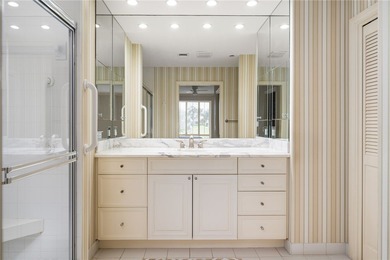 Beautiful FULLY FURNISHED 2/2 condo w/office. Ground floor (no on Oak Harbor Country Club in Florida - for sale on GolfHomes.com, golf home, golf lot