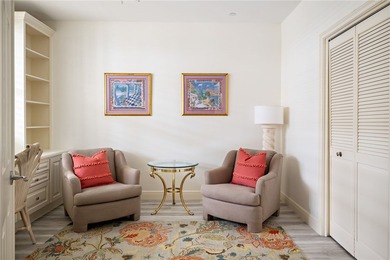 Beautiful FULLY FURNISHED 2/2 condo w/office. Ground floor (no on Oak Harbor Country Club in Florida - for sale on GolfHomes.com, golf home, golf lot