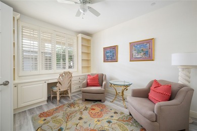 Beautiful FULLY FURNISHED 2/2 condo w/office. Ground floor (no on Oak Harbor Country Club in Florida - for sale on GolfHomes.com, golf home, golf lot