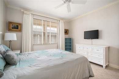 Beautiful FULLY FURNISHED 2/2 condo w/office. Ground floor (no on Oak Harbor Country Club in Florida - for sale on GolfHomes.com, golf home, golf lot