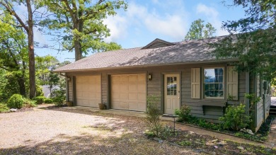 Lovingly maintained 2BR/2BA home with bonus room and extra-large on Mill Creek Country Club in North Carolina - for sale on GolfHomes.com, golf home, golf lot
