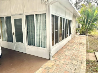 New Lower Price! Gorgeous Decorator 2006, 28x52/55, 1540 sq. ft on Mainlands Golf Club in Florida - for sale on GolfHomes.com, golf home, golf lot