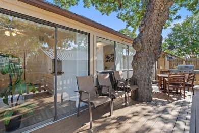 Beautifully remodeled one-story townhome in prime Horseshoe Bay on Slick Rock Golf Course - Horseshoe Bay in Texas - for sale on GolfHomes.com, golf home, golf lot
